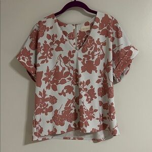 MELLODAY Blush and White Floral Top